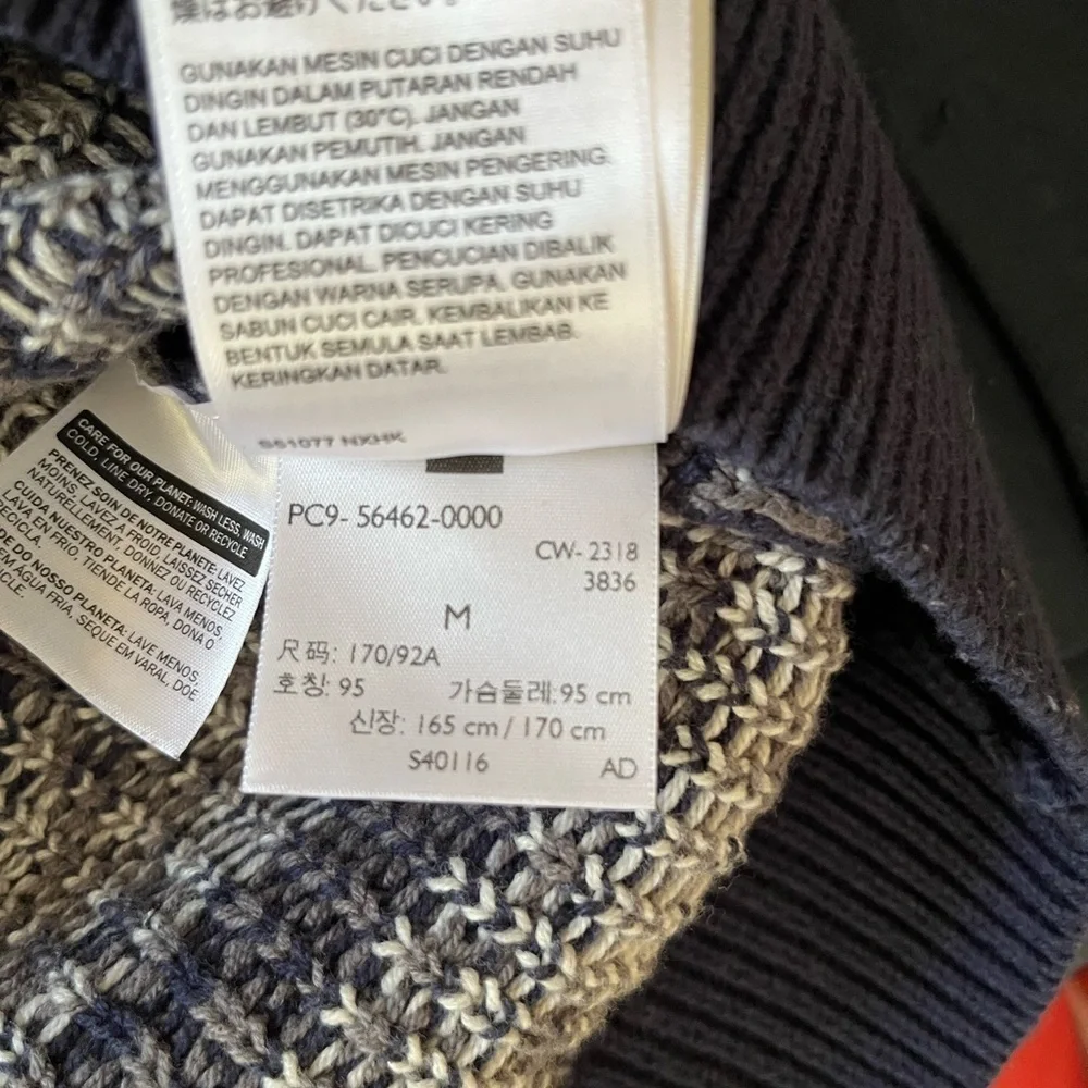 Levi’s Fair Isle Holiday Sweater Navy Blue White Gray Men’s M Winter Knit